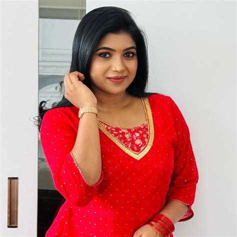@sretthi99 .